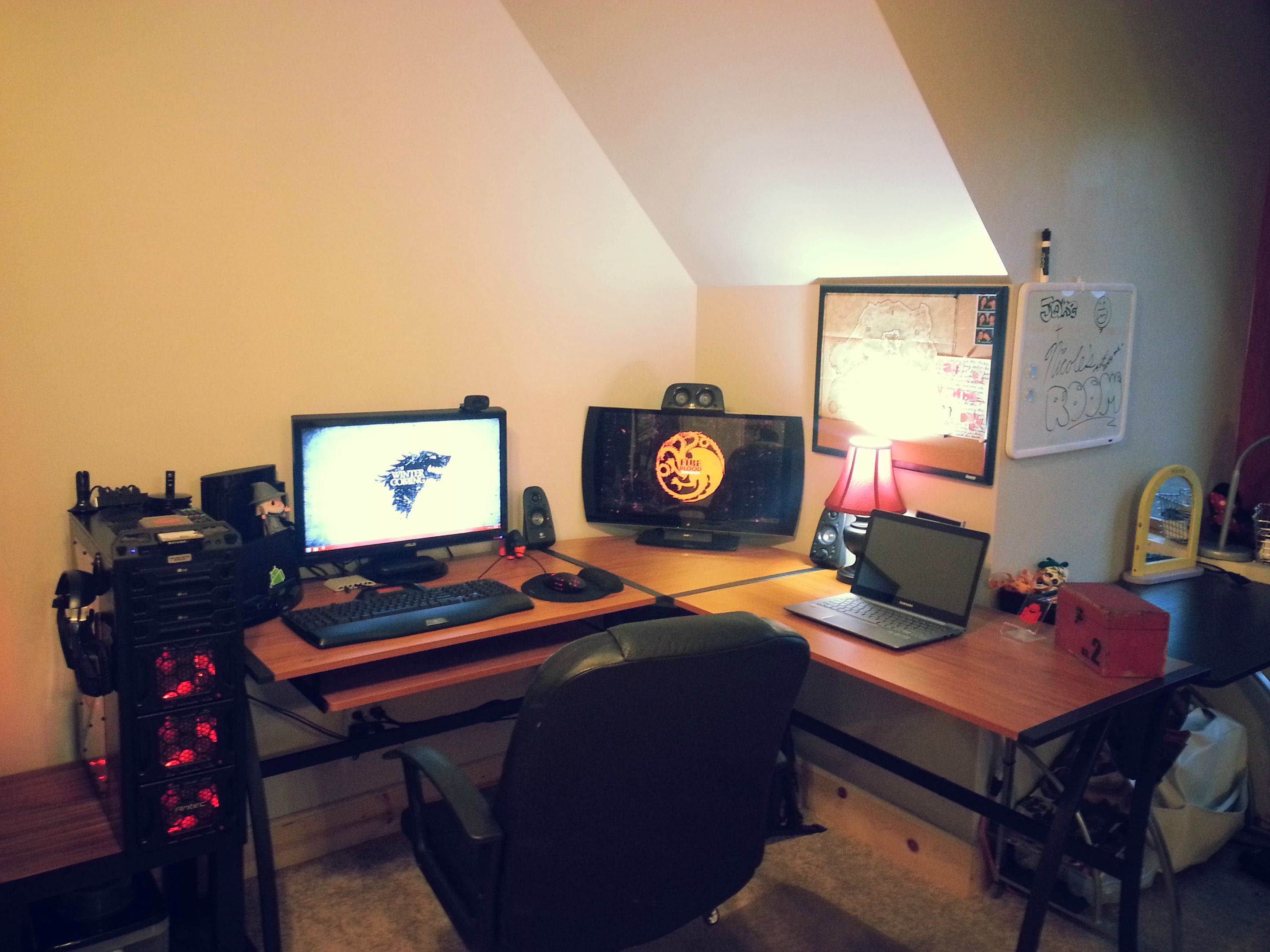Simple Best L Shaped Desk Setup for Streamer